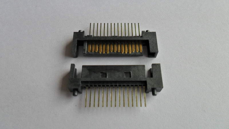 CA15-003 SATA 15P 公座DIP180°